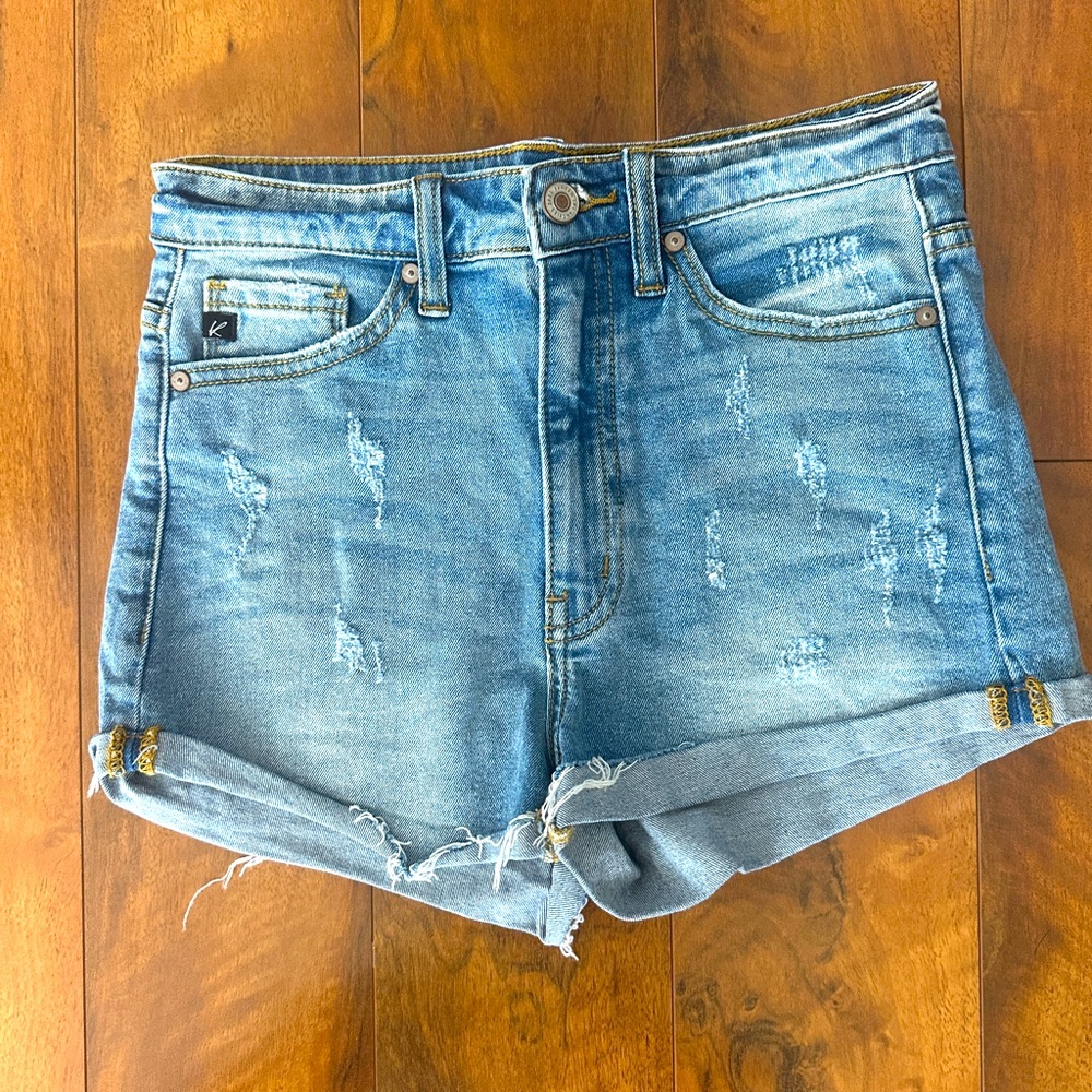 Kancan Jean Shorts, size small